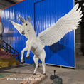 Cargar la imagen en la vista de la galería, white animatronic unicorn animatronic