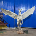 Cargar la imagen en la vista de la galería, white animatronic unicorn model
