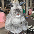 Bild in Galerie-Betrachter laden, MCSDINO Bespoke Animatronics Realistic Snow Monster Animatronic Yeti Model-CUS025