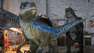 real animatronic raptor model