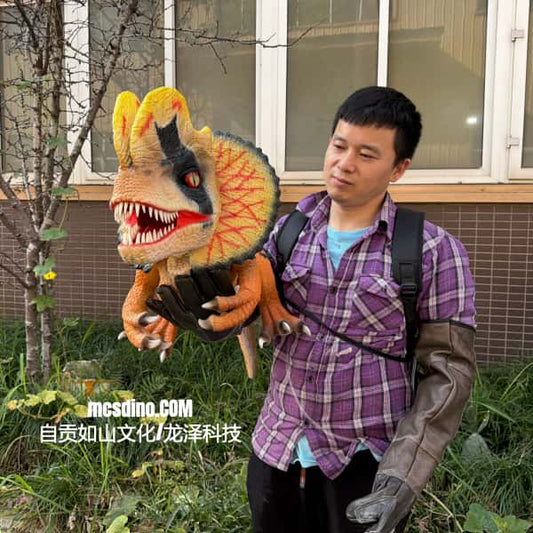 Hand-Operated Dilophosaurus Puppet with Water Spray-BB157