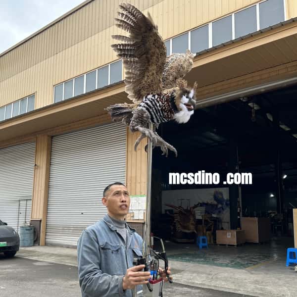 theatrical bird puppet

