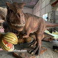 Bild in Galerie-Betrachter laden, 8ft 3in tall Animatronic Tyrannosaurus Rex
