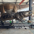 Cargar la imagen en la vista de la galería, 3.6m Giant Animatronic Crocodile Bust
