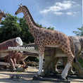 Cargar la imagen en la vista de la galería, giraffe couple animatronics-mcsdino

