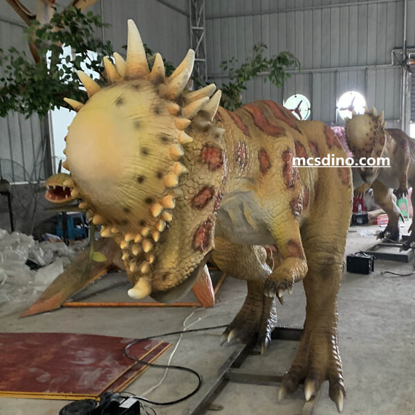 Pachycephalosaurus sculpture animatronic dinosaur