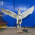 Cargar la imagen en la vista de la galería,  white animatronic unicorn model
