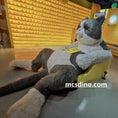 Carica l'immagine nel visualizzatore della galleria, cat museum giant cat
