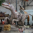 Carica l'immagine nel visualizzatore della galleria, MCSDINO Animatronic Dinosaur Moveable Deinonychus  Statue Female Raptor Animatronic-MCSD003
