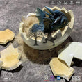Cargar la imagen en la vista de la galería, MCSDINO Egg and Puppet Hand Made Hatching Blue Dragon In Egg Incubation-BB048
