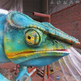 Bild in Galerie-Betrachter laden, MCSDINO Robotic Animals Animatronics Robotic Chameleon Jungle Animal
