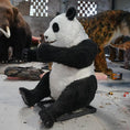 Bild in Galerie-Betrachter laden, MCSDINO Robotic Animals Realistic Panda Model Animatronic Animal-MAP001B
