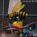Charger l'image dans la visionneuse de la galerie, MCSDINO Robotic Monsters Super-sized Honey Bee Sculpture-BFB004
