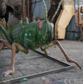 Carica l'immagine nel visualizzatore della galleria, MCSDINO Robotic Monsters Triassic Animatronic Locust Decor Treehouse Adventure-BFL003

